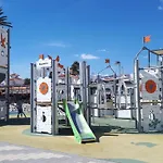 Ferrara Vistamar 아파트 *